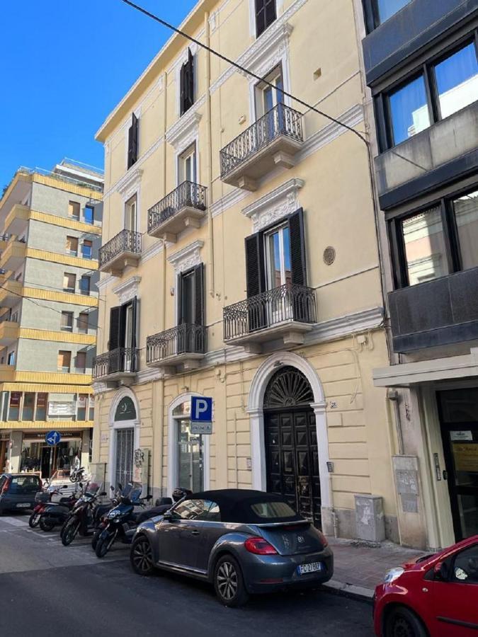 Апартаменти Casa In Centro Con Terrazzo Барі Екстер'єр фото