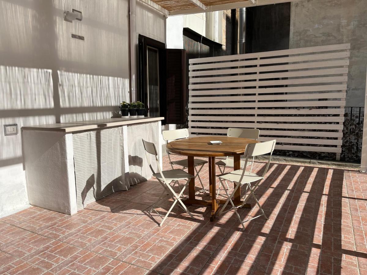 Апартаменти Casa In Centro Con Terrazzo Барі Екстер'єр фото